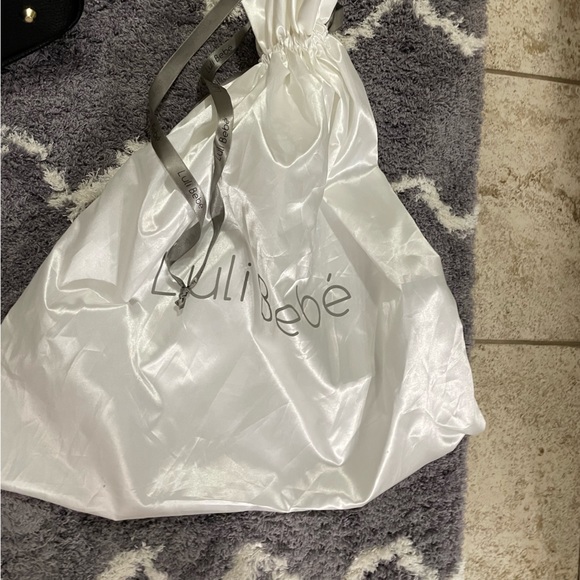 MONACO DIAPER BAG, BLACK, I USED IT LIKE 5 TIMES USED LIKE NEW CONDITION - Picture 8 of 9